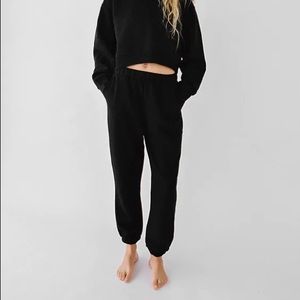 2/$30 🖤 NWT ZARA Plush Jogging Pants 🖤